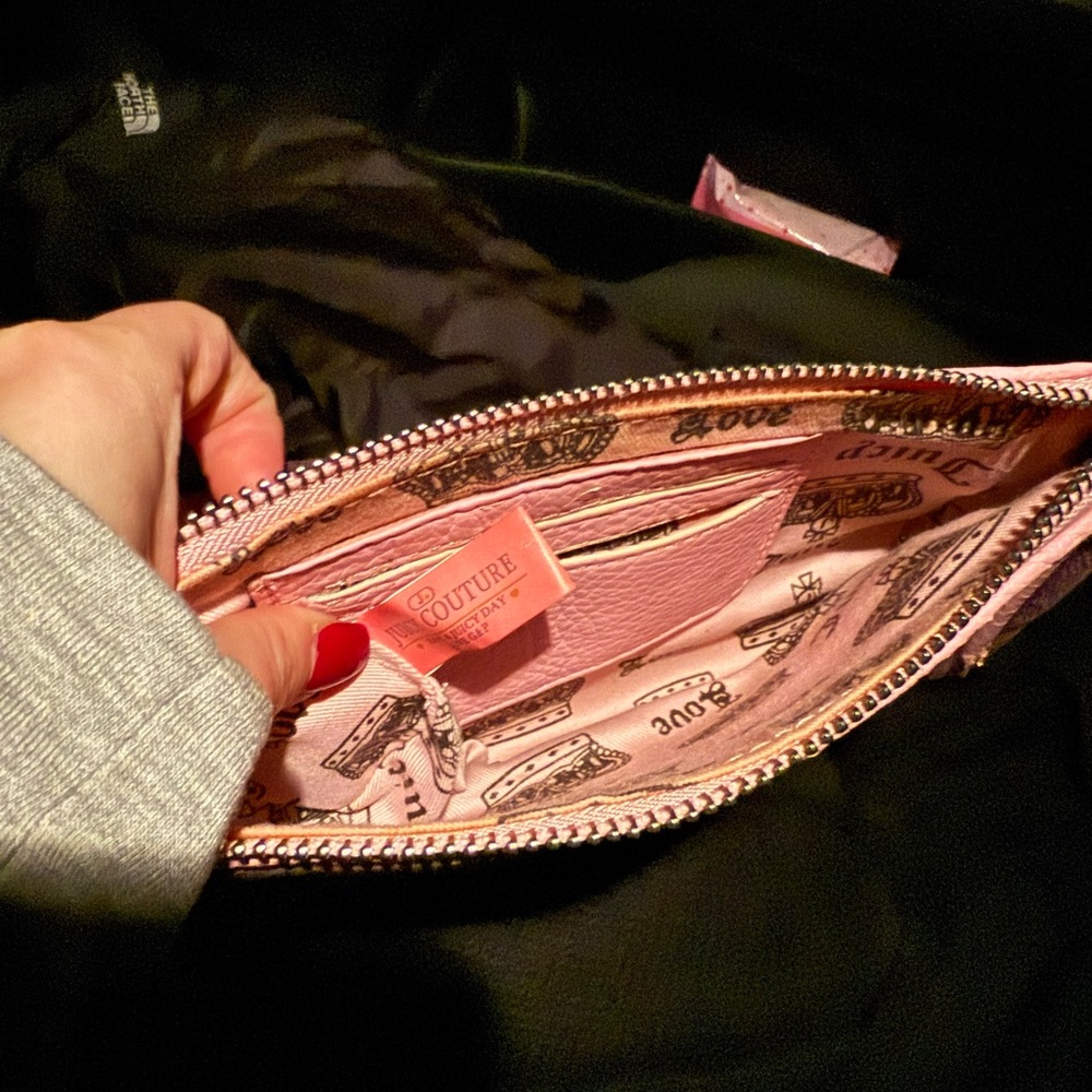 Y2K vintage Juicy Couture wristlet - Picture 5 of 6